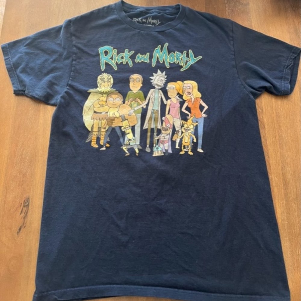 RICK AND MORTY SHIRT  Mens Medium - ADULT SWIM -‎ RIPPLE JUNCTION Cartoon 2021